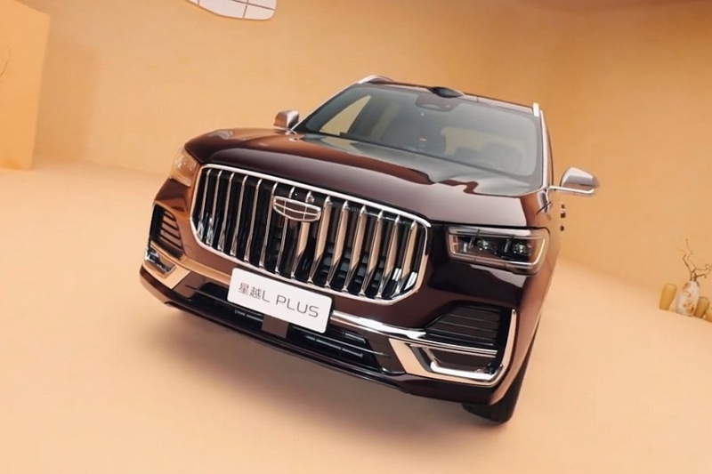 Роскошный кроссовер Geely Monjaro Plus готовится к старту продаж